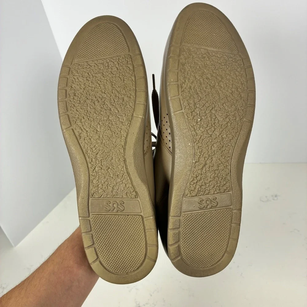 SAS Walking Shoes 10.5M Taupe Free Time Leather Comfort Sneaker Orthopedic Nurse